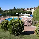 Casale Fabrizi Agriturismo Çiftlik konaklama *