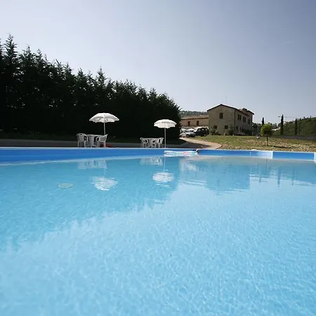 ファームステイ Casale Fabrizi Agriturismo *